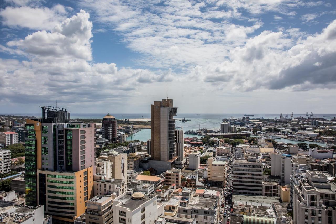 Sea & City View Luxury Apartment Port Louis Exterior photo